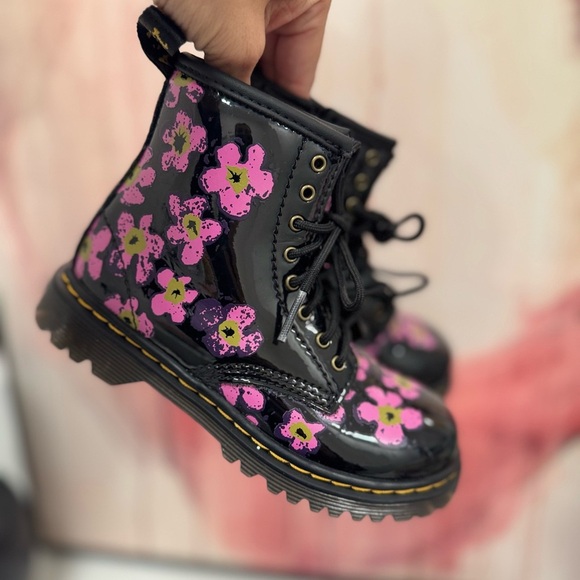 Dr. Martens Boots Kids Pansey 10c - Picture 2 of 10